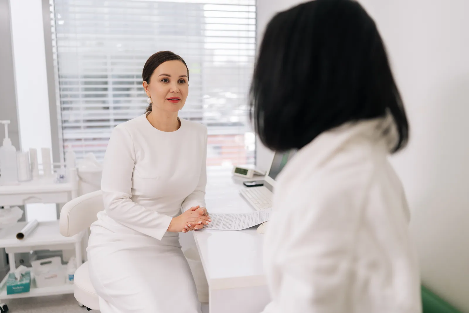 Abdominoplastia después del embarazo: diástasis, cesárea y cicatriz