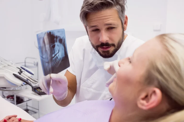 Injerto óseo dental y elevación de seno: recuperación y viajes a Ereván